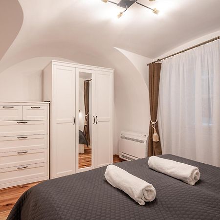 Architecture Fan'S Apartment Near Opera House Budapest Exterior foto